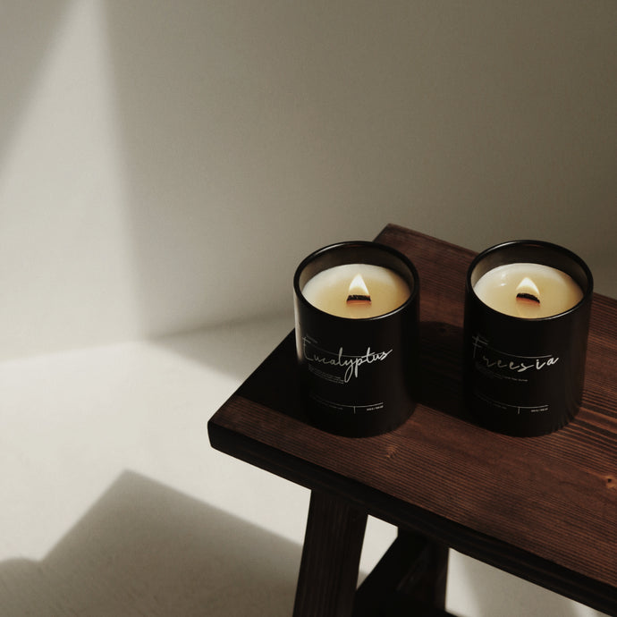 Khám phá 3 tầng hương trong một lọ Nến Thơm.